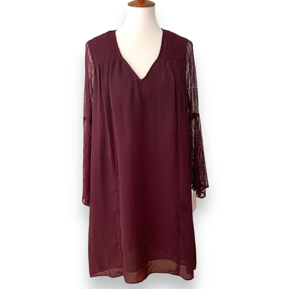 Avec Les Filles Wine Lace Flare Sleeve V-Neck Lined Mini Shift Dress Size 8